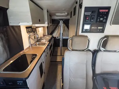 2027 Winnebago Solis photo 6