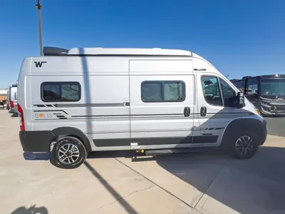 2027 Winnebago Solis photo 17