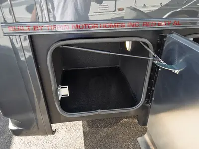 2026 Tiffin Motorhomes Allegro BAY photo 28