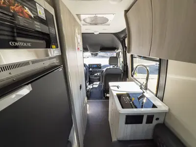 2026 Tiffin Motorhomes GT1 photo 5