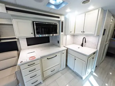 2026 Tiffin Motorhomes Allegro BAY photo 11