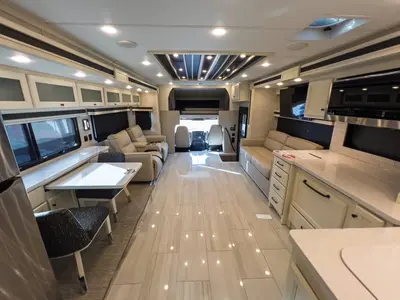 2026 Tiffin Motorhomes Allegro BAY photo 4