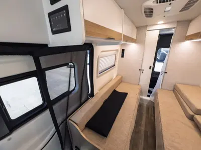 2027 Thor Motor Coach Palladium photo 11