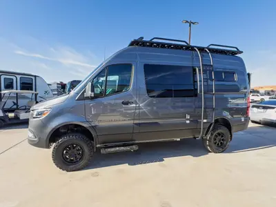 2026 Storyteller Overland Darkmode photo 16
