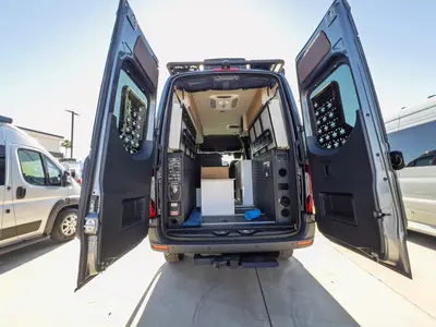 2026 Storyteller Overland Darkmode photo 2