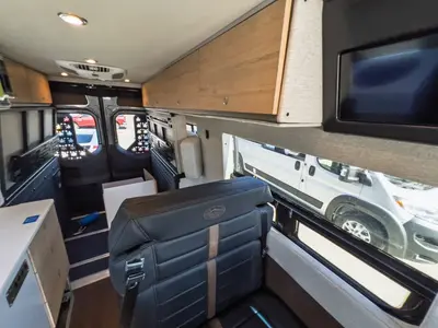 2026 Storyteller Overland Darkmode photo 7
