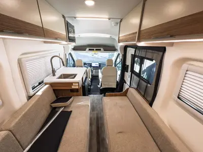 2027 Thor Motor Coach Talavera photo 5
