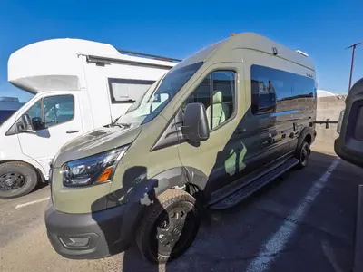 2027 Thor Motor Coach Talavera photo 18