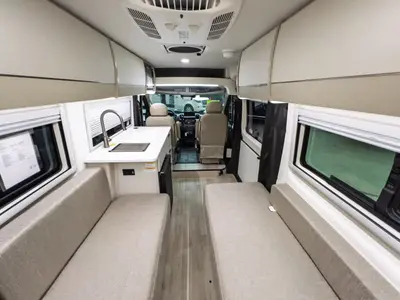 2027 Thor Motor Coach Tellaro photo 5