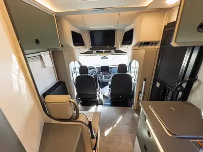 2027 Winnebago Ekko photo 4