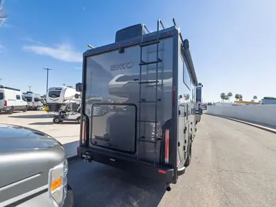 2027 Winnebago Ekko photo 28