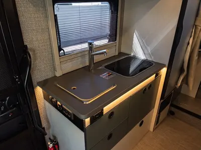 2027 Winnebago Ekko photo 9
