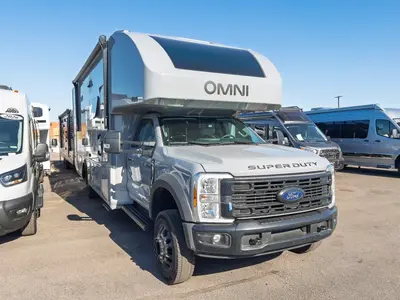 2027 Thor Motor Coach Omni exterior
