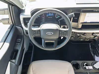 2027 Thor Motor Coach Omni photo 3