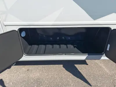 2027 Thor Motor Coach Omni photo 25