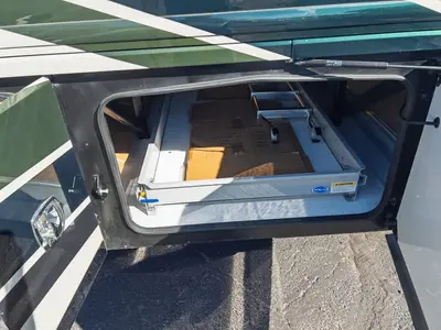 2027 Fleetwood Discovery LXE photo 29