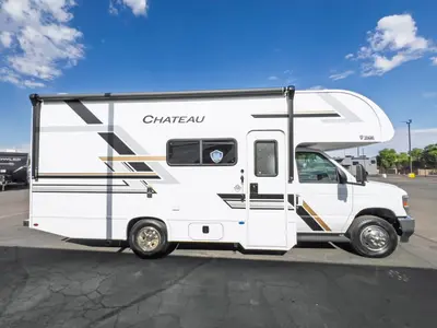 2027 Thor Motor Coach Chateau photo 18