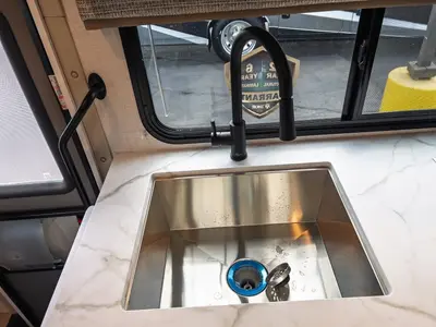2027 Thor Motor Coach Chateau photo 11