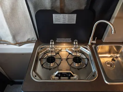 2027 Winnebago Solis Pocket photo 11