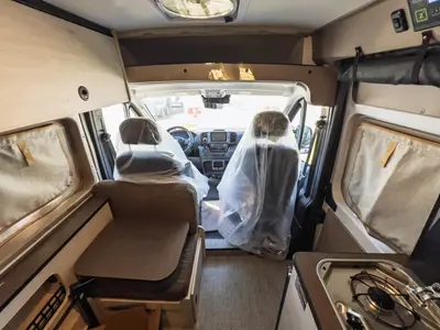 2027 Winnebago Solis Pocket photo 5