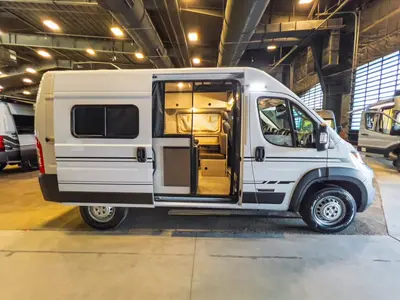 2027 Winnebago Solis Pocket photo 15