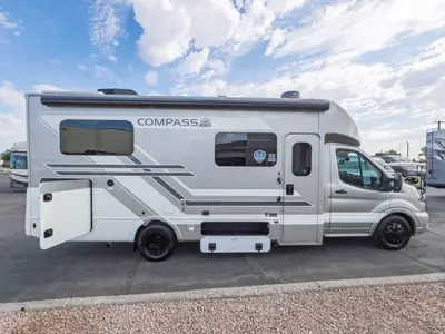 2027 Thor Motor Coach Compass AWD photo 17