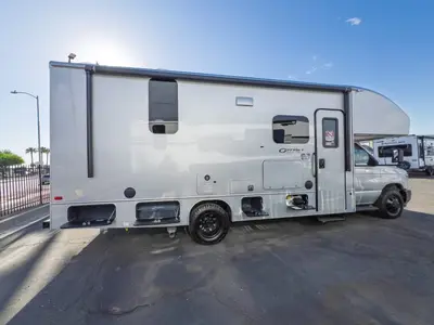 2027 Entegra Coach Odyssey photo 18