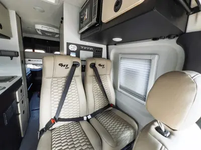 2027 Tiffin Motorhomes GH1 photo 7