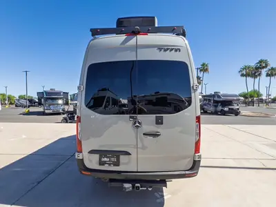 2027 Tiffin Motorhomes GH1 photo 19