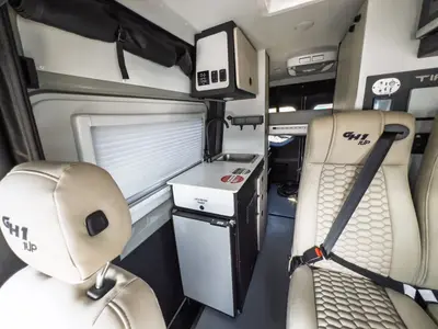 2027 Tiffin Motorhomes GH1 photo 9
