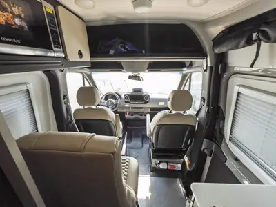 2027 Tiffin Motorhomes GH1 photo 5
