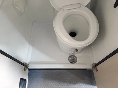 2027 Tiffin Motorhomes GH1 photo 12