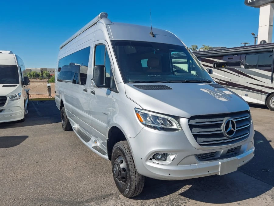 2027 Entegra Coach Insignia exterior