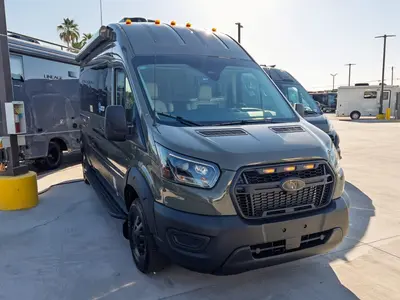 2027 Thor Motor Coach Palladium exterior