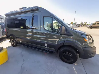 2027 Thor Motor Coach Palladium photo 16