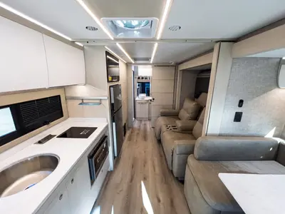 2027 Tiffin Motorhomes Wayfarer photo 6