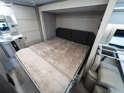 2027 Tiffin Motorhomes Wayfarer photo 14