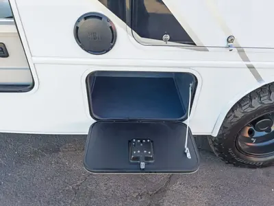 2027 Entegra Coach Odyssey photo 21