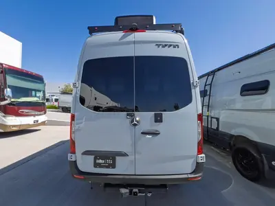 2027 Tiffin Motorhomes GH1 photo 19