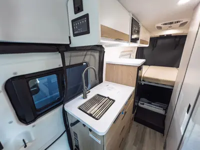 2027 Thor Motor Coach Talavera photo 10