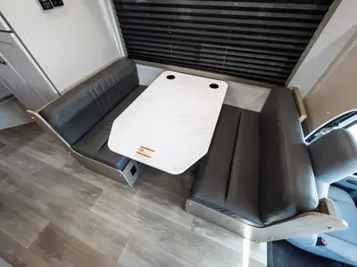 2027 Entegra Coach Odyssey SE photo 8