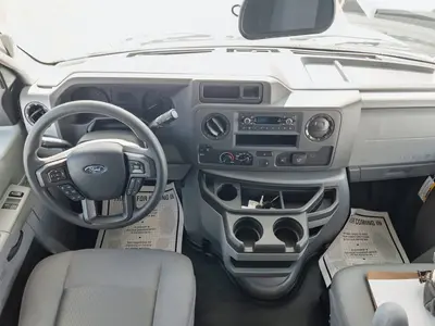 2027 Entegra Coach Odyssey SE photo 2