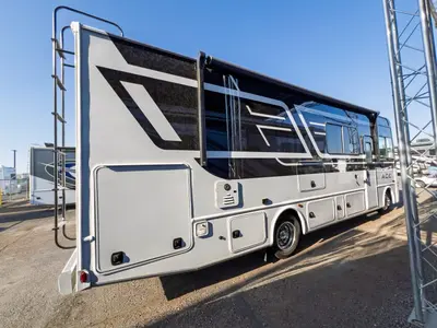 2027 Thor Motor Coach A.C.E. photo 19