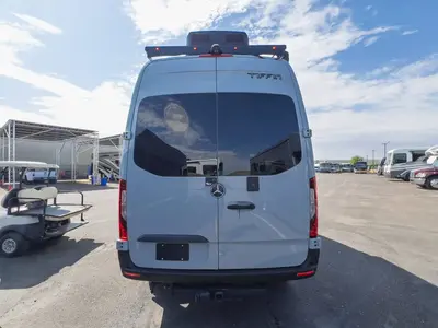 2027 Tiffin Motorhomes GH1 photo 19