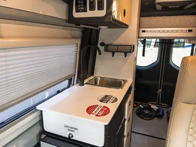 2027 Tiffin Motorhomes GH1 photo 10