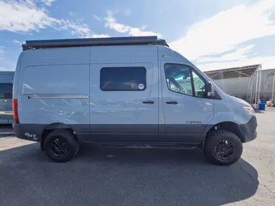 2027 Tiffin Motorhomes GH1 photo 15
