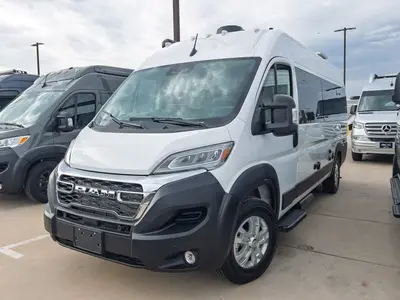 2027 Thor Motor Coach Tellaro photo 21
