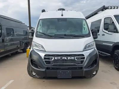 2027 Thor Motor Coach Tellaro photo 19