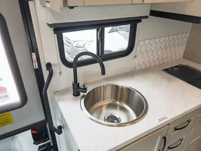 2027 Entegra Coach Odyssey SE photo 11