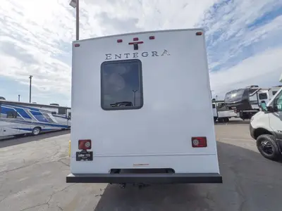 2027 Entegra Coach Odyssey SE photo 29